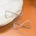 Argola Infinito Folheada a Prata