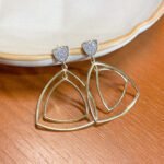 Brinco 3 Pontas Folheado a Ouro