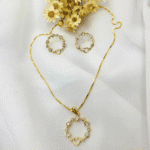 Conjunto Folheado Feminino com Coração Vazado