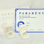 Anel de Formatura Dourado Ajustável – Lembrança de Conclusão para Meninos e Meninas