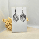 Brinco Geométrico Alongado em Aço Inox