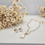 Conjunto Gota Madrepérola em Aço Dourado - Imagem 2