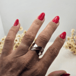 Anel Ondas Vazadas em Aço - Imagem 3