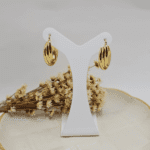 Brinco Oval Frisado em Aço Inox Dourado