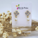 Brinco Flor Pérola Delicada - Folheado a Ouro