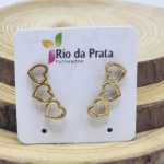 Brinco Folheado a Ouro 3 Corações Vazados Delicado