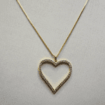 Cordão Folheado a Ouro com Pingente Coração Vazado Cravejado - Imagem 2