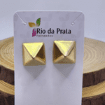 Brinco Quadrado Pirâmide - Folheado a Ouro