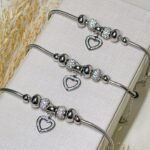 Pulseira Feminina Berloque Em Aço Inoxidável Prata Cravejada Detalhe Coração Lia - Imagem 4
